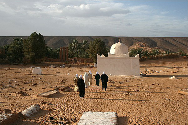 photo du tombeau de sid ahmed benmoussa moulay à kerzaz de béchar photos du tombeau sid ahmed benmoussa moulay à kerzaz de béchar