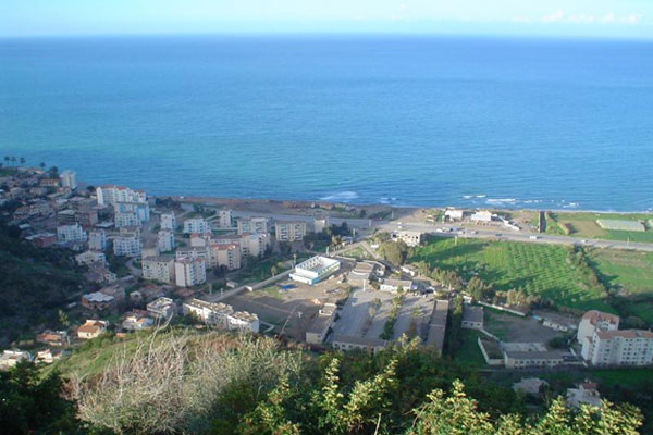 photo de à la ville de béjaia photos de tassifth à la ville de béjaia