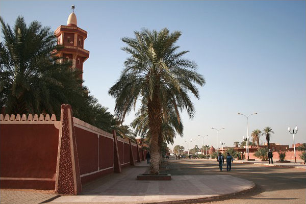 photos de la mosquee al kawther principal sur le boulevard ville de timimoun a adrar photos de la mosquee al kawther principal sur le boulevard ville de timimoun a adrar