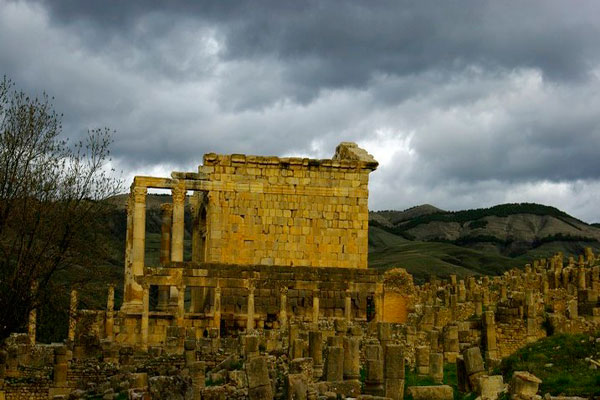 photo des vestiges romains de Djemila en Algérie photos des vestiges romains de djemila en algérie