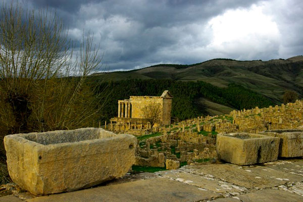 photo des vestiges romains de Djemila en Algérie photos des vestiges romains de djemila en algérie