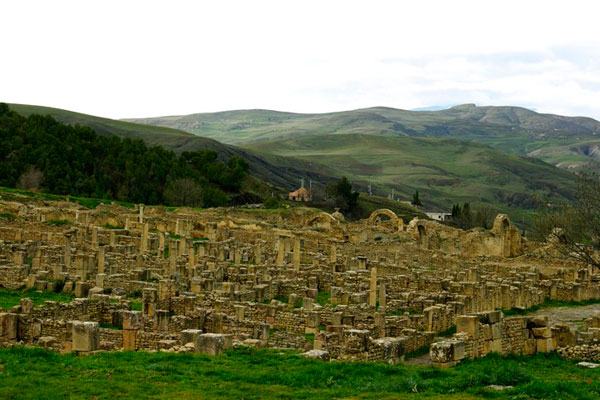 photo des vestiges romains de Djemila en Algérie photos des vestiges romains de djemila en algérie