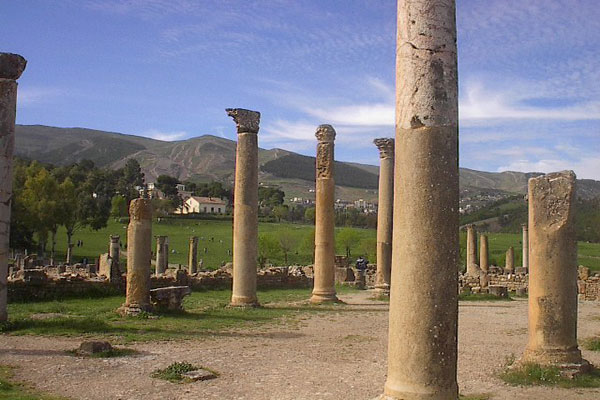 photo des vestiges romains de Djemila en Algérie photos des vestiges romains de djemila en algérie