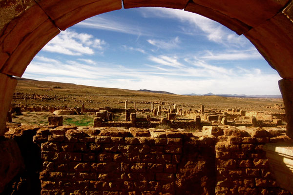 photo des vestiges romains de Timgad en Algérie photos des vestiges romains de timgad en algérie