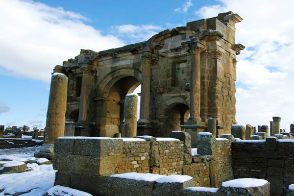 photo des vestiges romains de Timgad en Algérie photos des vestiges romains de timgad en algérie